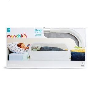 Munchkin Bed Rail NIB